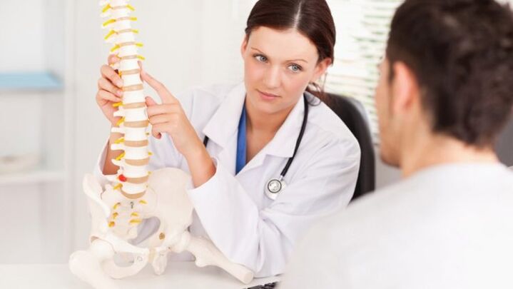 Doctors consider osteochondrosis a common spinal pathology that requires treatment. 